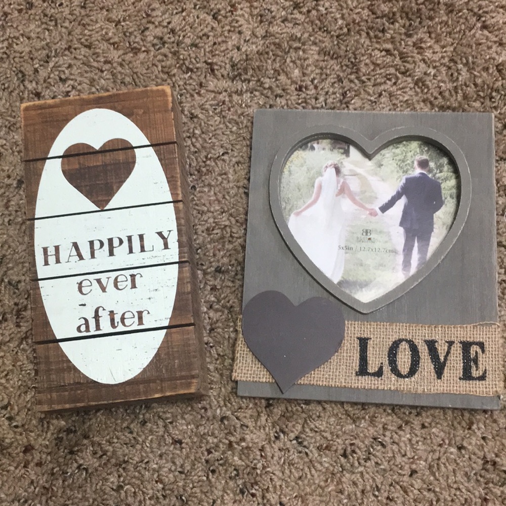 Designs by Kathy Frame and quote block